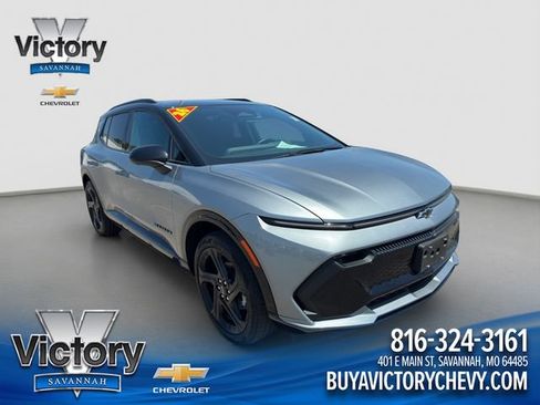 Used 2026 Chevrolet Equinox EV RS FWD image 1