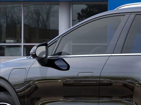 New 2026 Chevrolet Equinox EV LT image 12