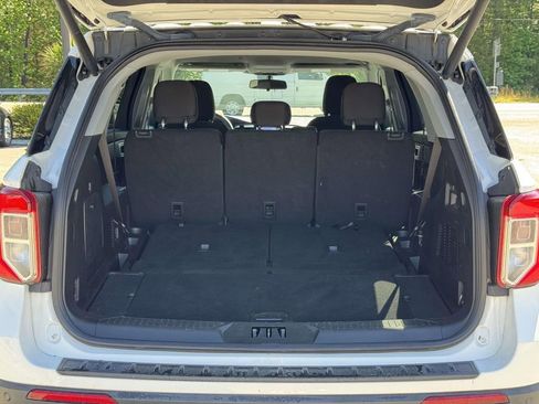 Certified 2022 Ford Explorer XLT AWD/4WD image 15