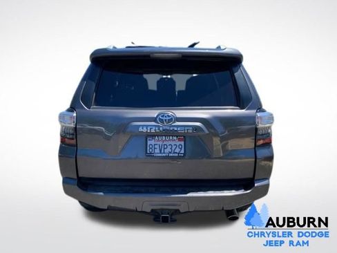 Used 2018 Toyota 4Runner SR5 Premium AWD/4WD image 3
