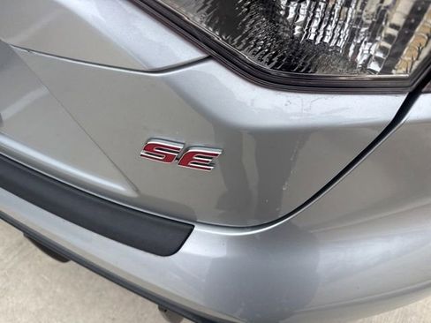 Used 2025 Toyota Corolla SE image 4