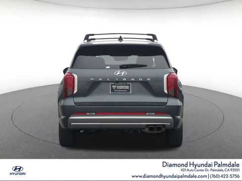 Certified 2024 Hyundai Palisade Calligraphy FWD image 6