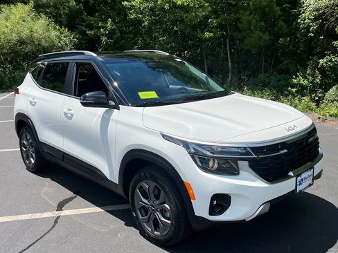 Used 2024 Kia Seltos S AWD/4WD image 7