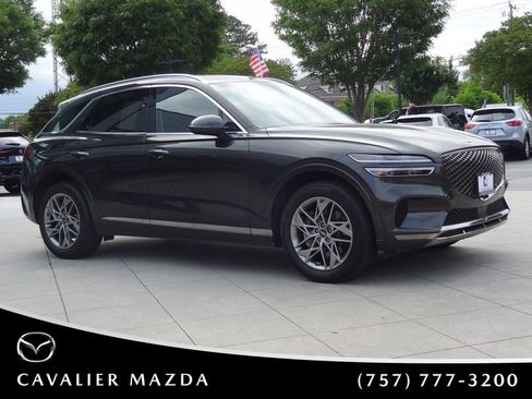 Used 2025 Genesis GV70 2.5T AWD/4WD image 2