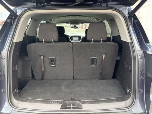 Used 2019 GMC Acadia SLE FWD image 31