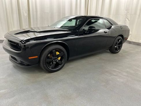 Used 2017 Dodge Challenger SXT Plus RWD image 2