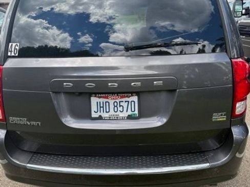 Used 2019 Dodge Grand Caravan SXT FWD image 4