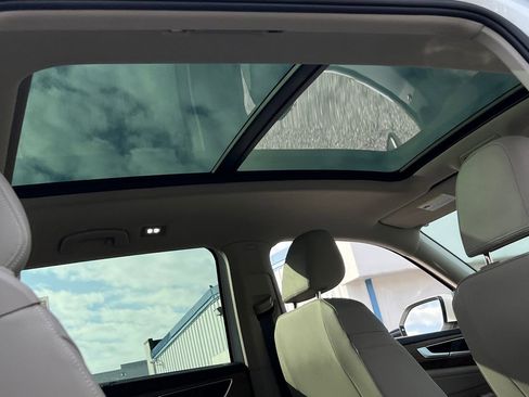 New 2026 Volkswagen Atlas SE image 13