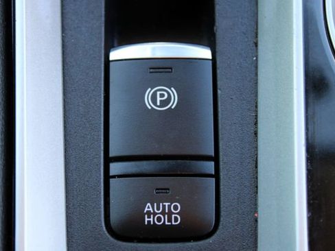 Used 2023 Nissan Altima 2.5 SV w/ SV Premium Package FWD image 32
