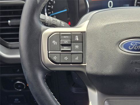 Used 2023 Ford Expedition XLT RWD image 27