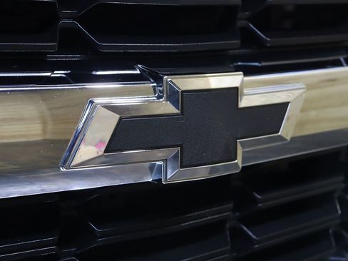 Used 2018 Chevrolet Silverado 1500 LT image 11