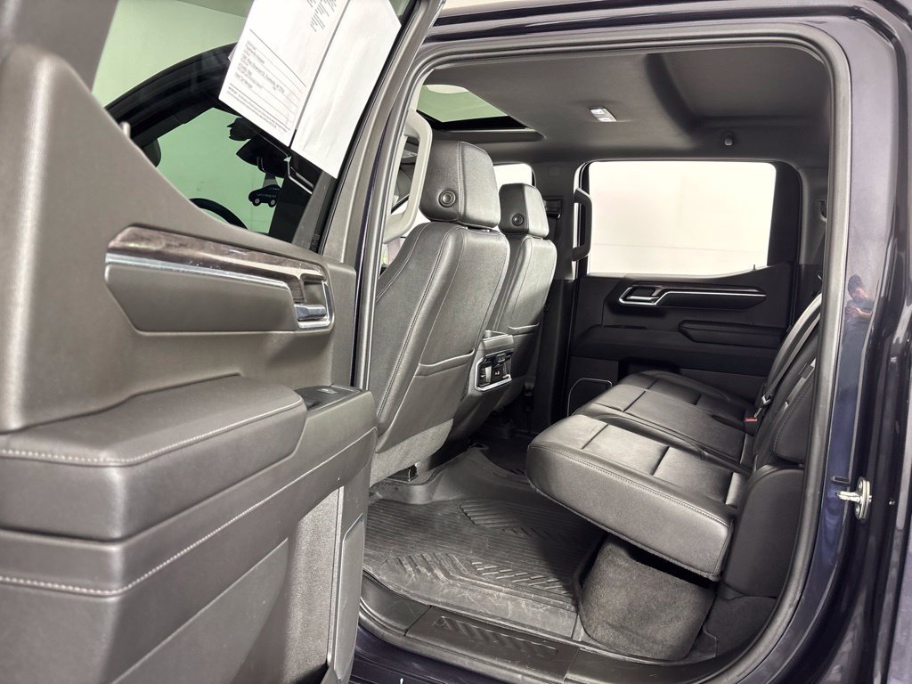 Certified 2023 Chevrolet Silverado 1500 LTZ w/ LTZ Premium Package AWD/4WD image 31