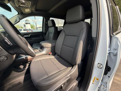 New 2026 GMC Sierra 1500 SLT w/ SLT Premium Plus Package AWD/4WD image 11