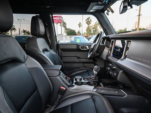 New 2025 Ford Bronco Outer Banks image 24