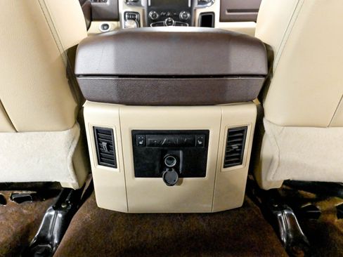 Used 2014 RAM 1500 Laramie w/ Convenience Group RWD image 31
