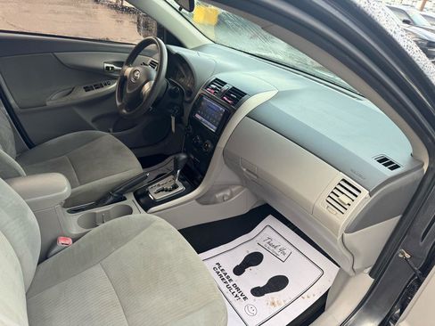 Used 2010 Toyota Corolla LE image 10