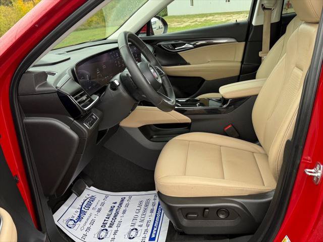 Used 2025 Buick Envision Preferred AWD/4WD image 7