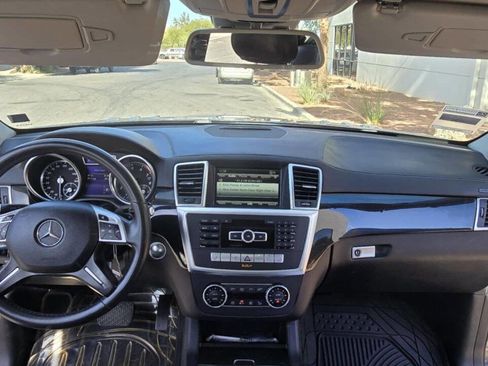 Used 2016 Mercedes-Benz GL 450 4MATIC image 14