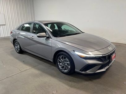 Used 2024 Hyundai Elantra SEL