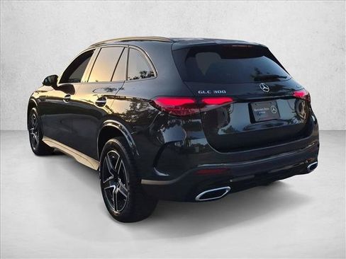 Used 2026 Mercedes-Benz GLC 300 4MATIC image 8