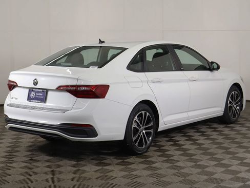 Used 2023 Volkswagen Jetta Sport FWD image 8