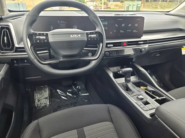 New 2026 Kia Sorento LX FWD image 8