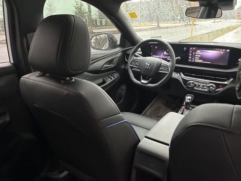 Used 2024 Buick Envista Sport Touring w/ Convenience I Package image 24