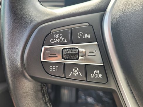 Used 2023 BMW i4 eDrive40 image 23