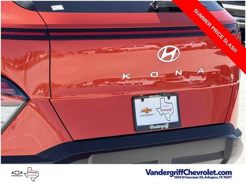 Used 2024 Hyundai Kona SEL FWD image 6