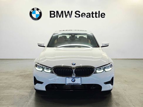 Used 2022 BMW 330i xDrive Sedan w/ Driving Assistance Package AWD/4WD image 6