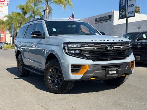 New 2026 Ford Expedition Tremor AWD/4WD image 3