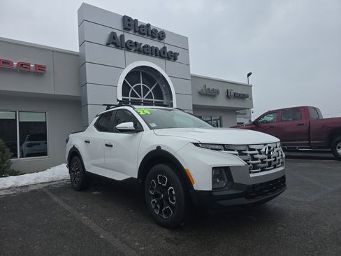 Used 2024 Hyundai Santa Cruz SEL w/ Activity Package image 1