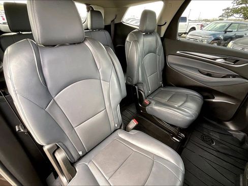 Used 2018 Buick Enclave Essence w/ Trailering Package image 22