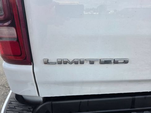 Used 2023 RAM 1500 Limited w/ Body Color Bumper Group AWD/4WD image 24