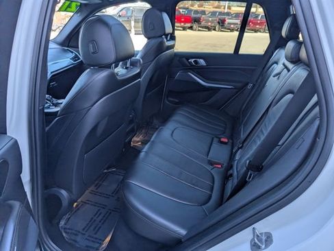 Used 2021 BMW X5 xDrive40i image 16