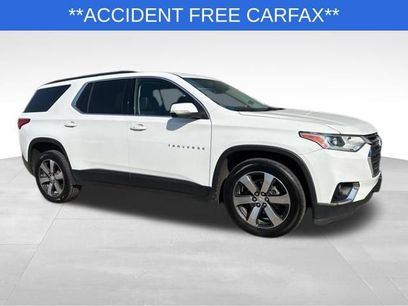 Used 2021 Chevrolet Traverse LT w/ LT Premium Package