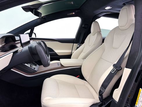 Used 2022 Tesla Model X AWD/4WD image 19