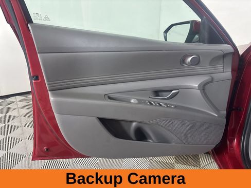 Used 2024 Hyundai Elantra SEL w/ Convenience Package FWD image 11