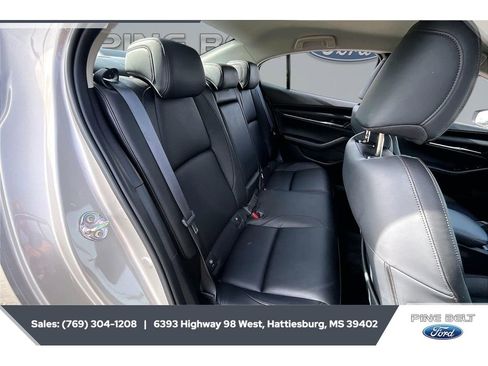 Used 2025 MAZDA MAZDA3 s FWD image 19
