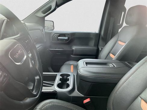 Used 2021 GMC Sierra 1500 AT4 w/ AT4 Premium Package image 11