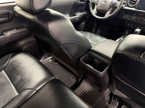 Used 2019 Toyota Tacoma TRD Pro image 41