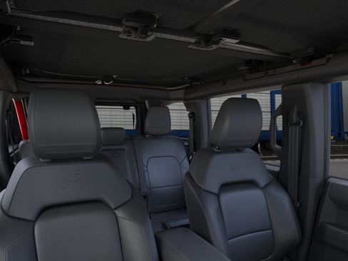 New 2025 Ford Bronco Badlands w/ Sasquatch Package image 12