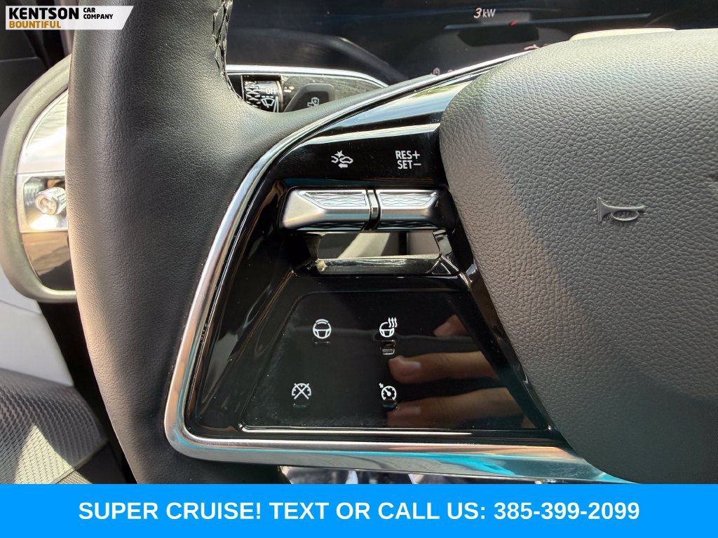 Used 2024 Cadillac Lyriq Sport w/ LPO, Floor Liner Package AWD/4WD image 15
