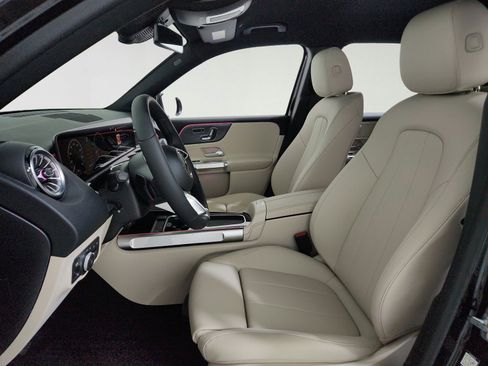 Certified 2026 Mercedes-Benz GLB 250 image 17