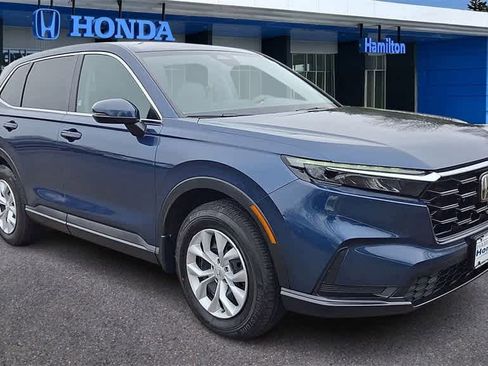 Certified 2025 Honda CR-V LX image 2