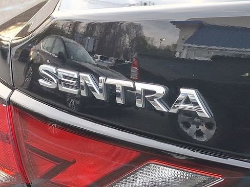 Used 2025 Nissan Sentra S FWD image 29