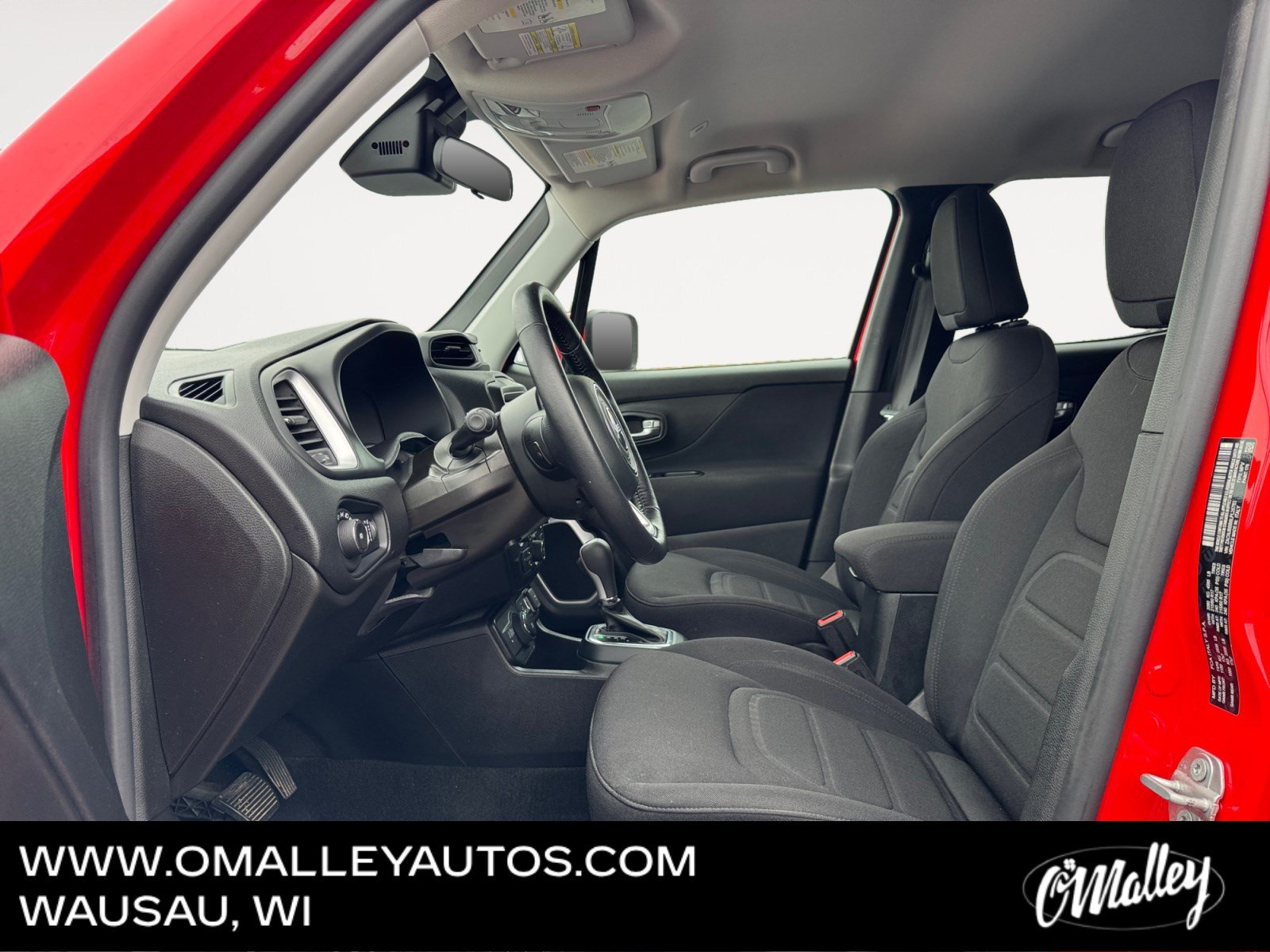 Used 2020 Jeep Renegade Latitude w/ Cold Weather Group AWD/4WD image 10