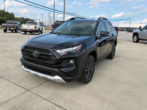 Used 2024 Toyota RAV4 Adventure AWD/4WD image 2