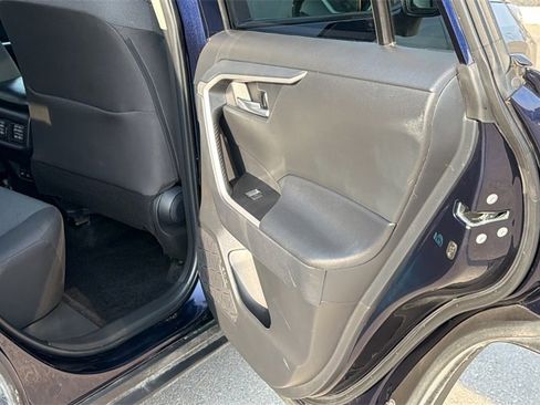 Certified 2025 Toyota RAV4 XLE image 40