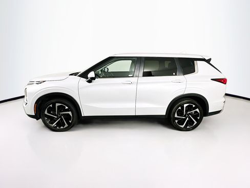 Used 2024 Mitsubishi Outlander SE AWD/4WD image 4